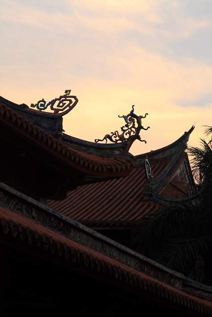 [参数] 光圈: F/7.1 快门:1/100 焦距:75 毫米 感光度:400