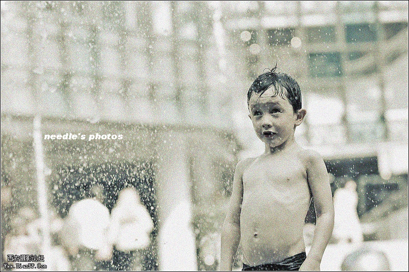 光圈: F/3.5 快门:1/800 焦距:110 毫米 感光度:320