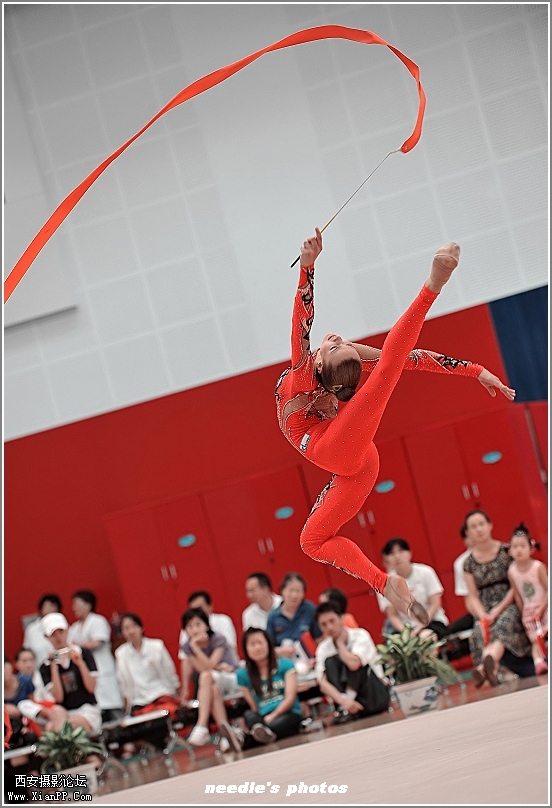 光圈: F/3.2 快门:1/500 焦距:150 毫米 感光度:1000