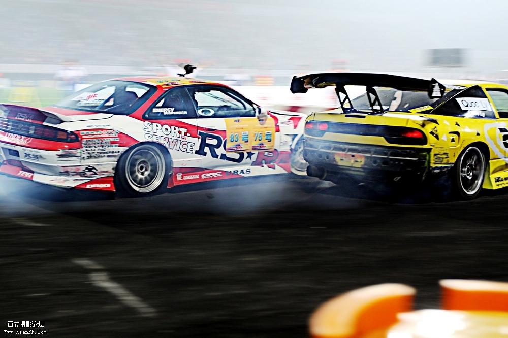  光圈: F/2.8 快门:1/100 焦距:35 毫米 感光度:400