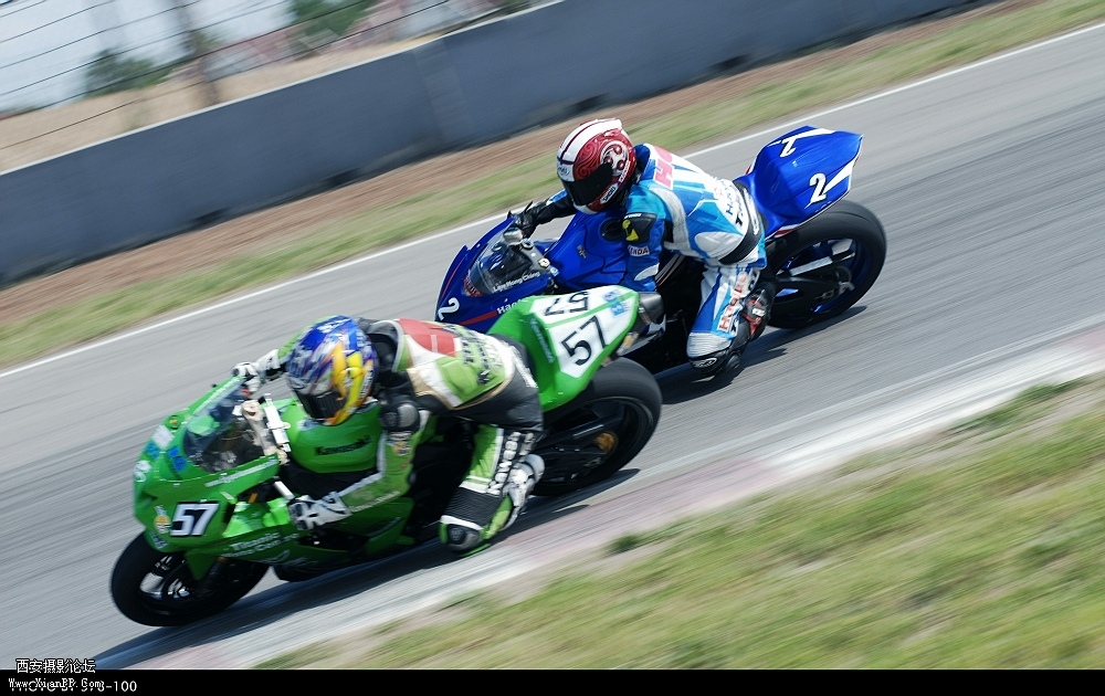 光圈: F/9.0 快门:1/160 焦距:80 毫米 感光度:100