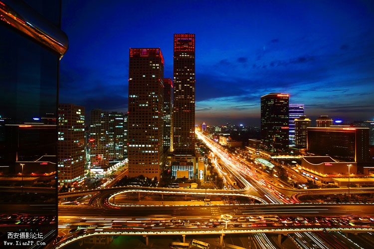 光圈: F/7.1 快门:4 焦距:17 毫米 感光度:400