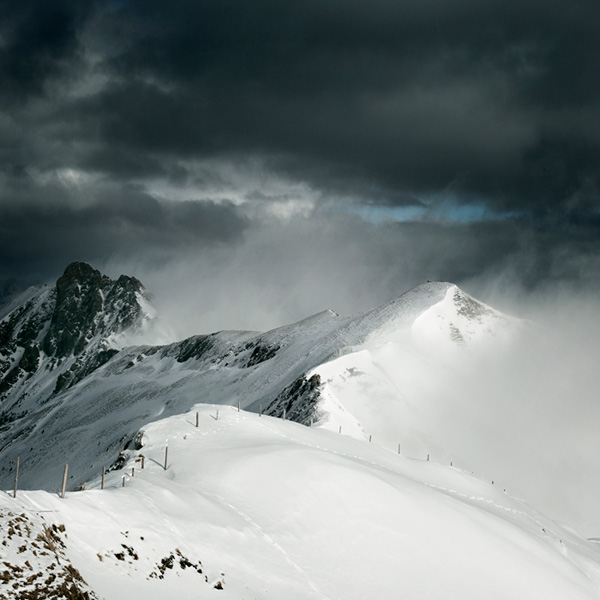 2_201012011524242iW0M.jpg