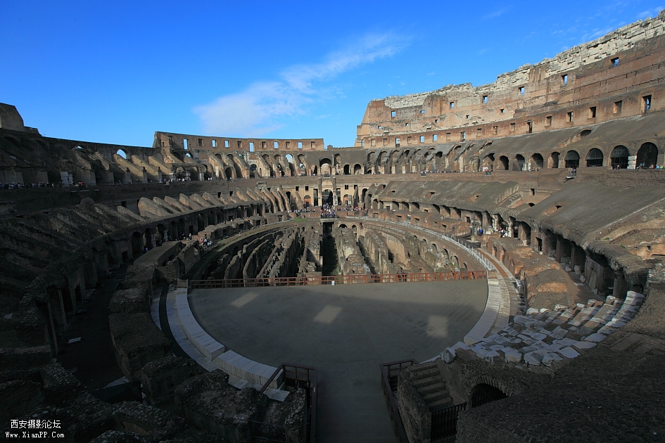 光圈: F/8.0 快门:1/250 焦距:16 毫米 感光度:100