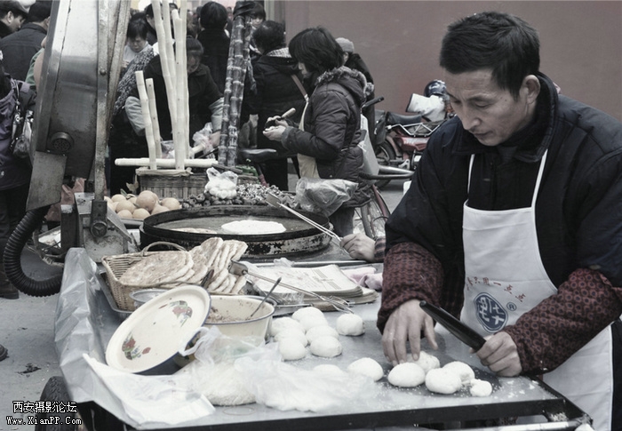 img1_src_1343483.jpg