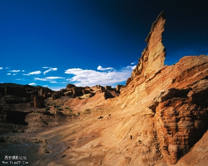 yadan02-673x537.jpg