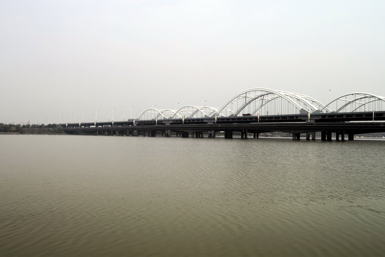 1120 浐灞，桃花潭5d26864_调整大小.JPG