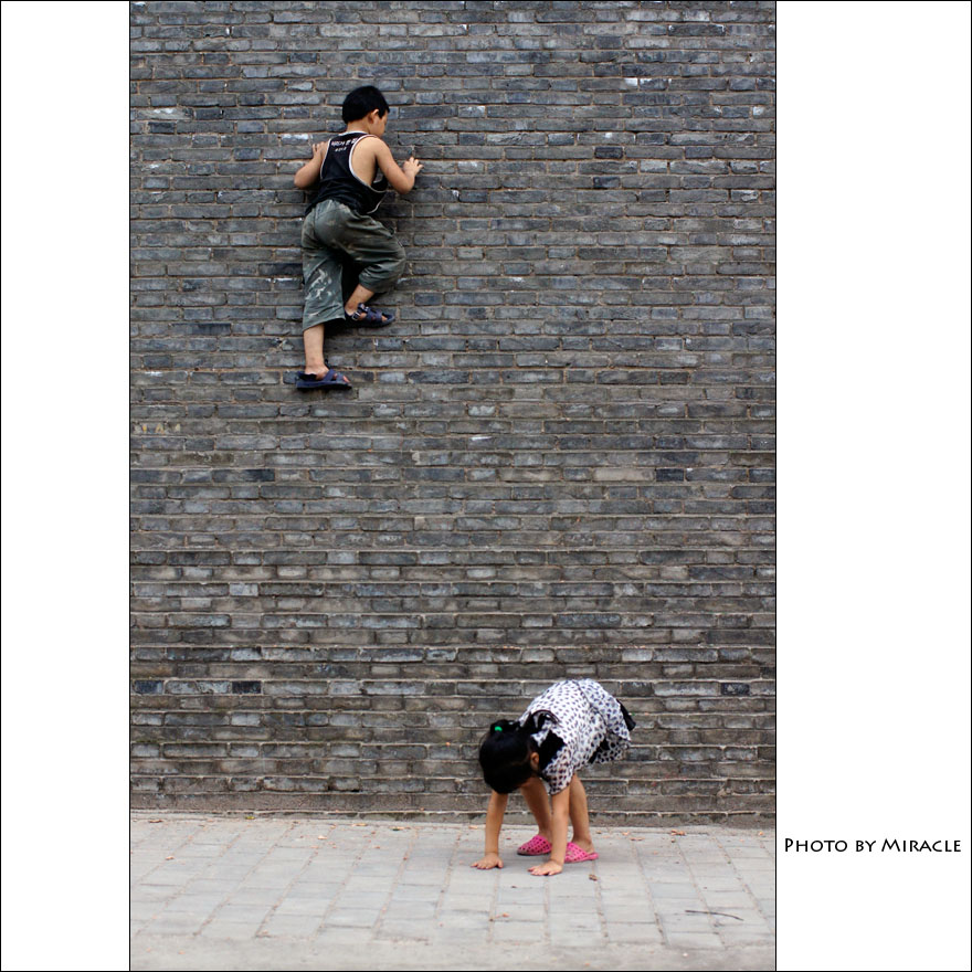 城墙下的孩子5-1.jpg