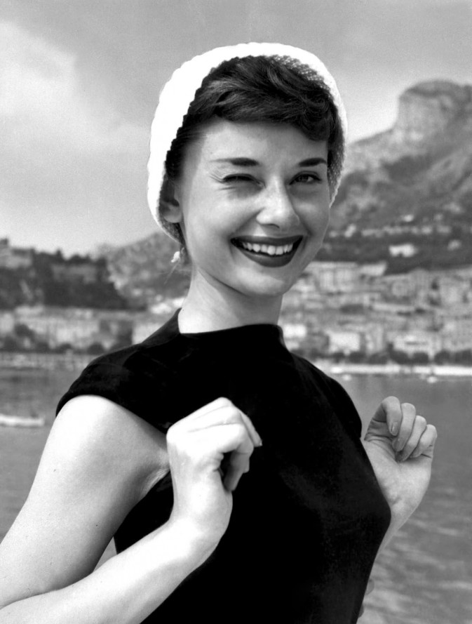 Audrey.Hepburn000-673x889.jpg