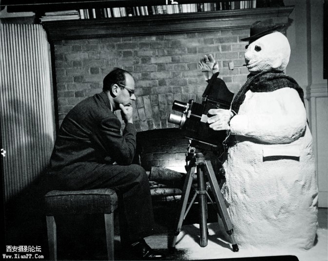 Philippe-Halsmn-673x535.jpg