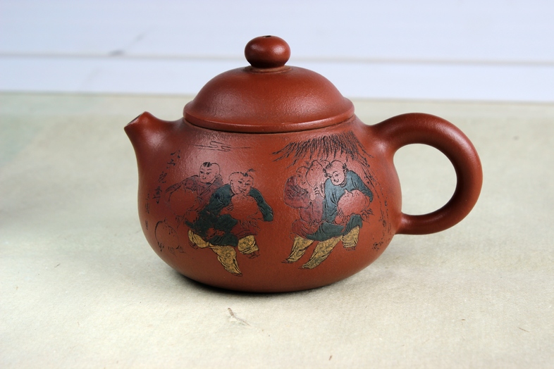 紫砂壶(七子祝寿).jpg