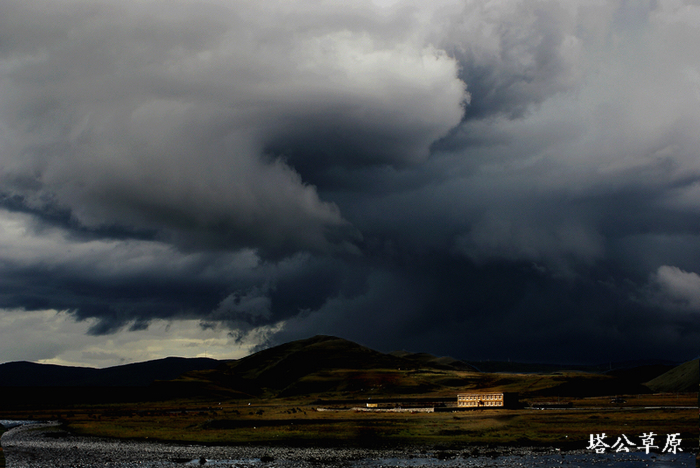 塔公草原3.jpg