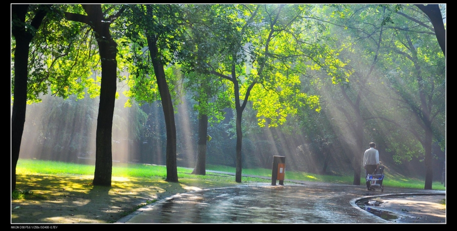 nEO_IMG_桌面照片 1175副本.jpg