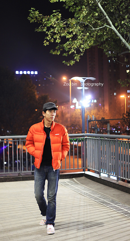 因为没钱了、、