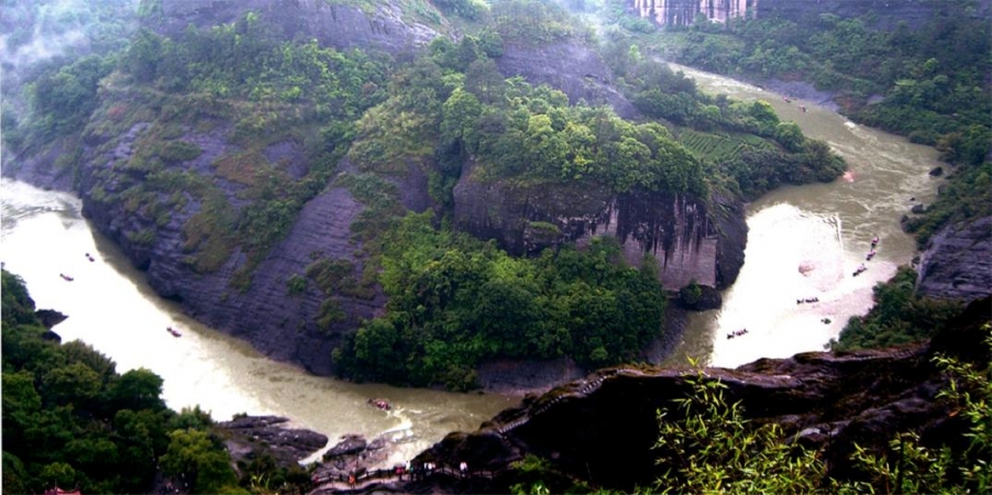 轻舟已过万重山 (1).jpg