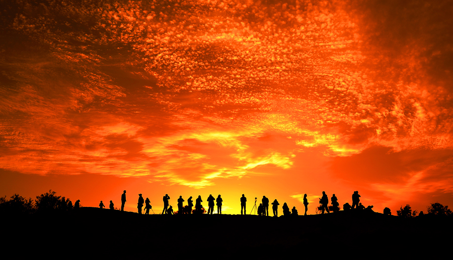 林林 错觉 落日守望者.jpg