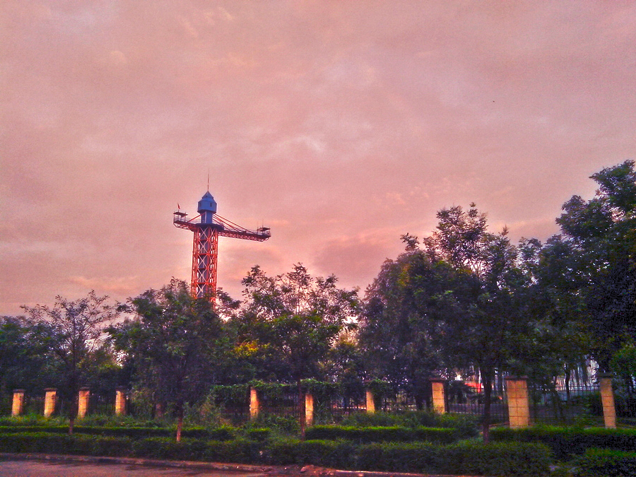 雨后.jpg