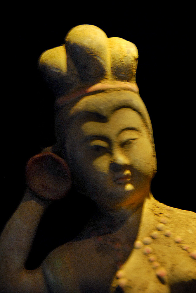 　唐彩绘陶俑 (5).jpg