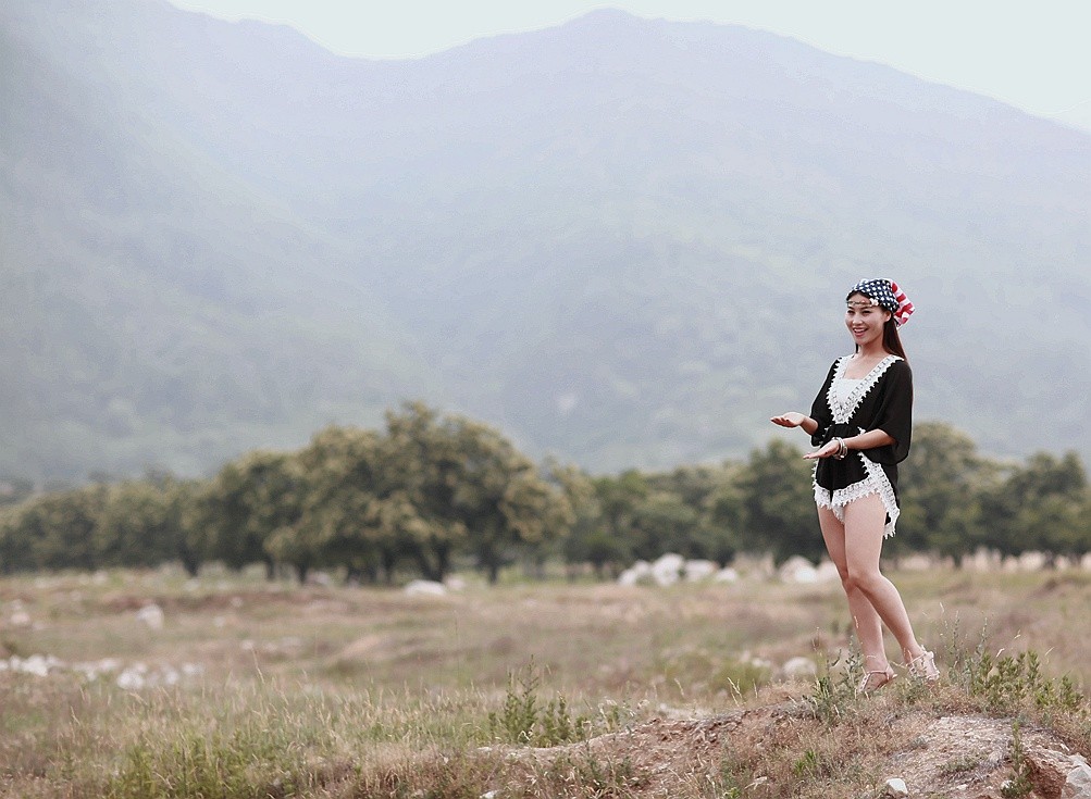 c秦岭豆角村麦田人像 135_副本.jpg