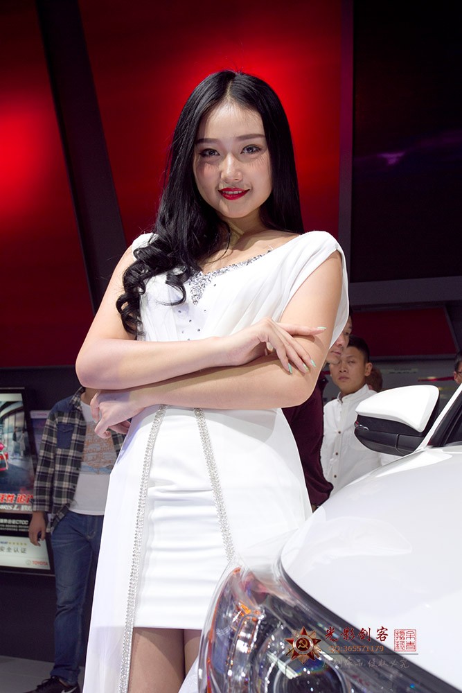 一汽车模3.jpg