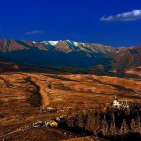 【秀丽夺目~卓尔山】