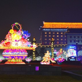 鸡年 闲逛城墙灯会乱拍