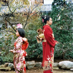 坐上时光机与小时候的自己合个影