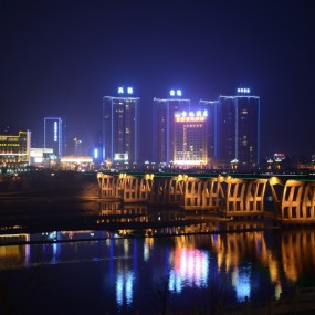 新人拍摄，望前辈们指点一二，诚请