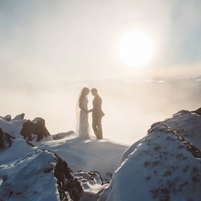 22张浪漫绝美的雪地婚纱照