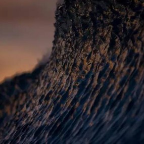 这位最爱“浪”的摄影师，拍出了震撼人心的力量