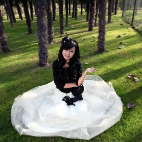 城市运动公园拍郝希瑞的几张片子