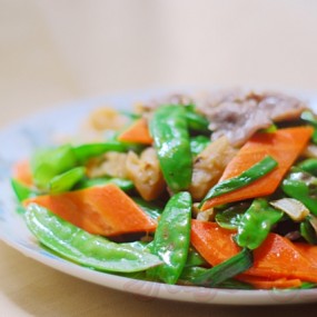 荷兰豆炒猪脸颊肉