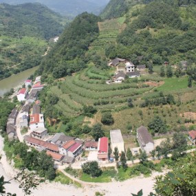 陕南镇安的一个乡村小镇