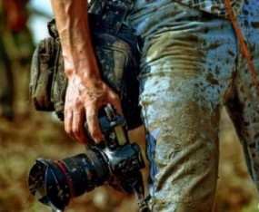 尝试着去为逝者默哀 3mins