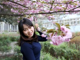 我和花儿一起笑