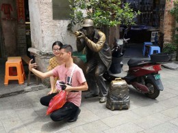 螳螂扑蝉黄雀在后