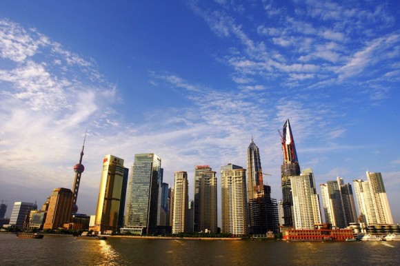 余晖下的陆家嘴金融区