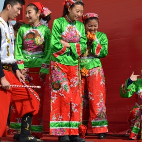 西市舞台幕后的欢乐