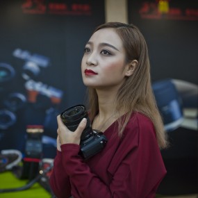 2016·陕西首届影像文化与摄影器材博览会上的麻豆