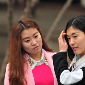 二月二    青龍寺里拍人像