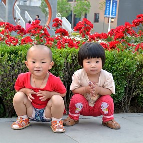 一组小孩片子练习。万像更新2012.5.19