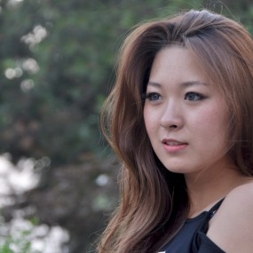 西门外环城公园人像外拍之百变俏女郎