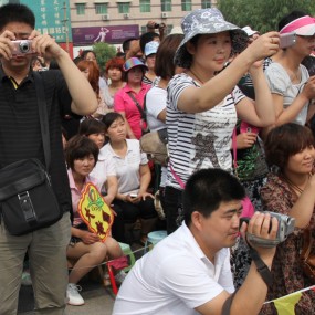 忙活了父母的“第三只眼”---大荔李世居