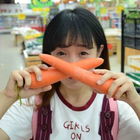 怎一个美字聊得，各位老师指点一下。