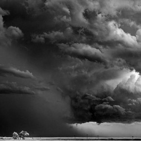 黑白照片下的龙卷风（2）