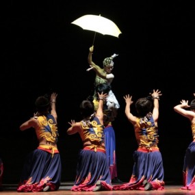 精彩的舞台表演