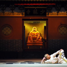 【英雄出少年】