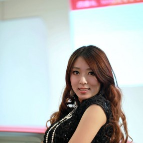 车展作业---百微拍车模