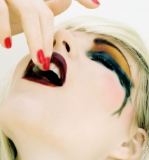 妖艳的性感时尚