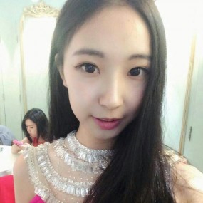 主题酒店拍摄美女